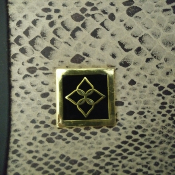 NWT. DAV. Rain boots - Picture 3 of 6